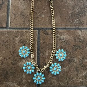 Statement necklace